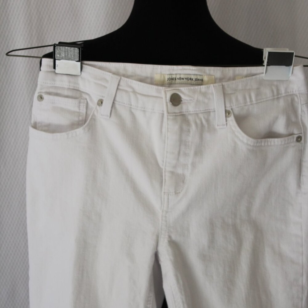Jones New York Lexington Straight Skinny Jeans, Soft White Size 4 EUC